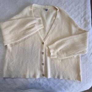 American Eagle Cozy Cream Cardigan Sweater NWOT v Neck oversized Doleman Sleeve